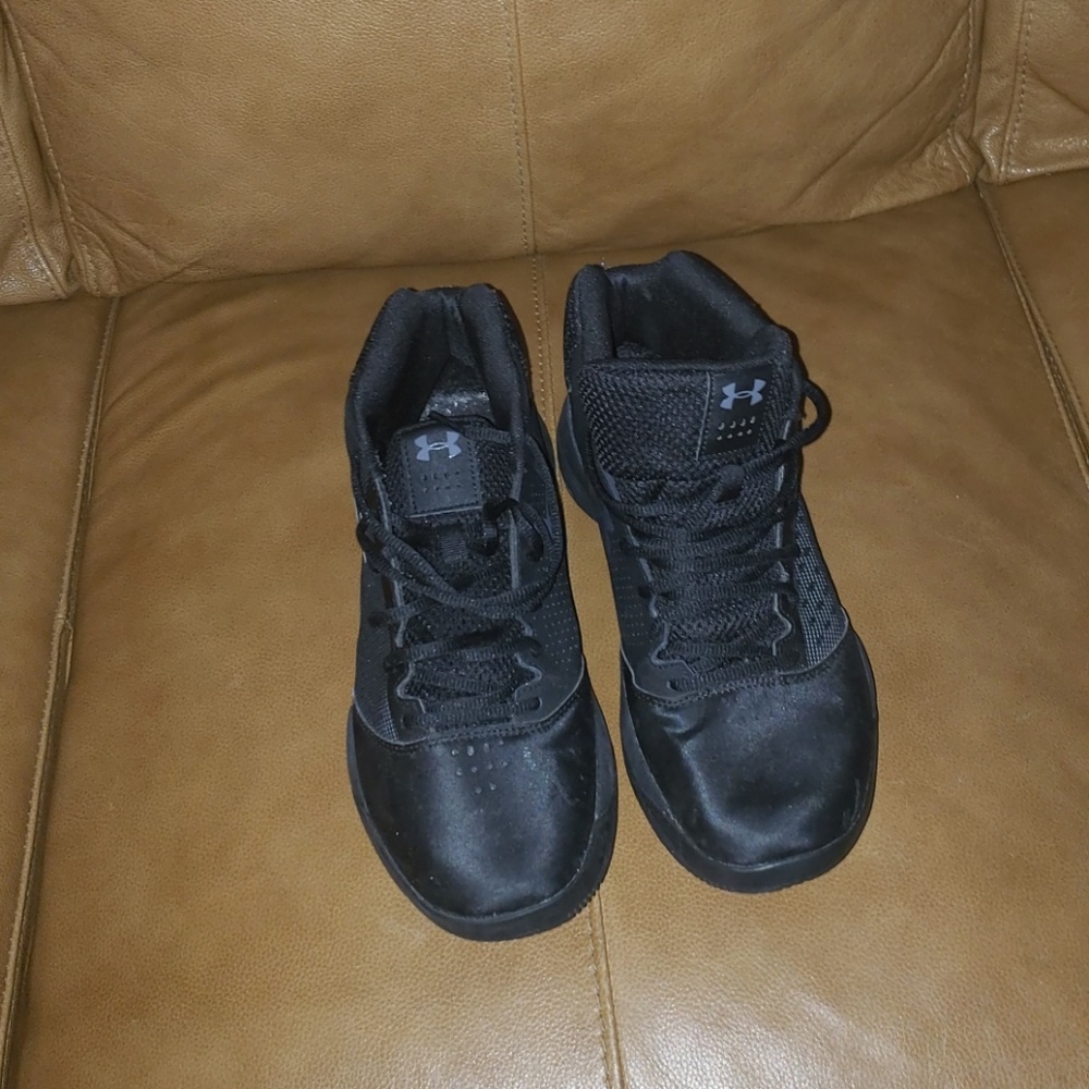 Under Armour 2017 Mens Jet Basketball Shoe